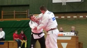 Marcus Rodewald (schwarze Hose)