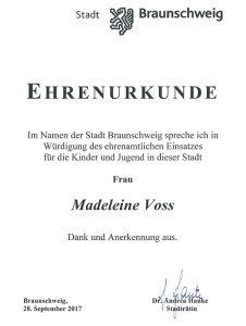 Ehrenurkunde Madeleine Voss